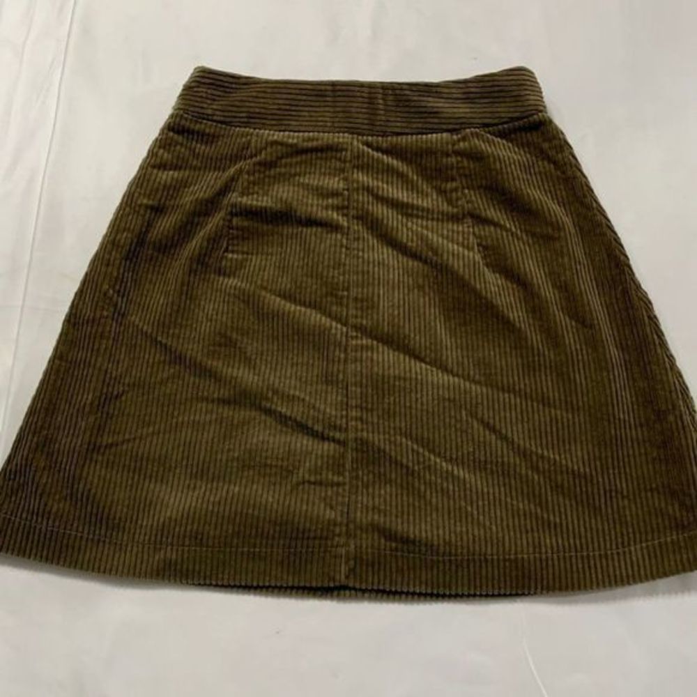 Lost + Wander XS Alicia Corduroy Mini Skirt Button Front Cotton Pockets In Olive - Picture 3 of 9